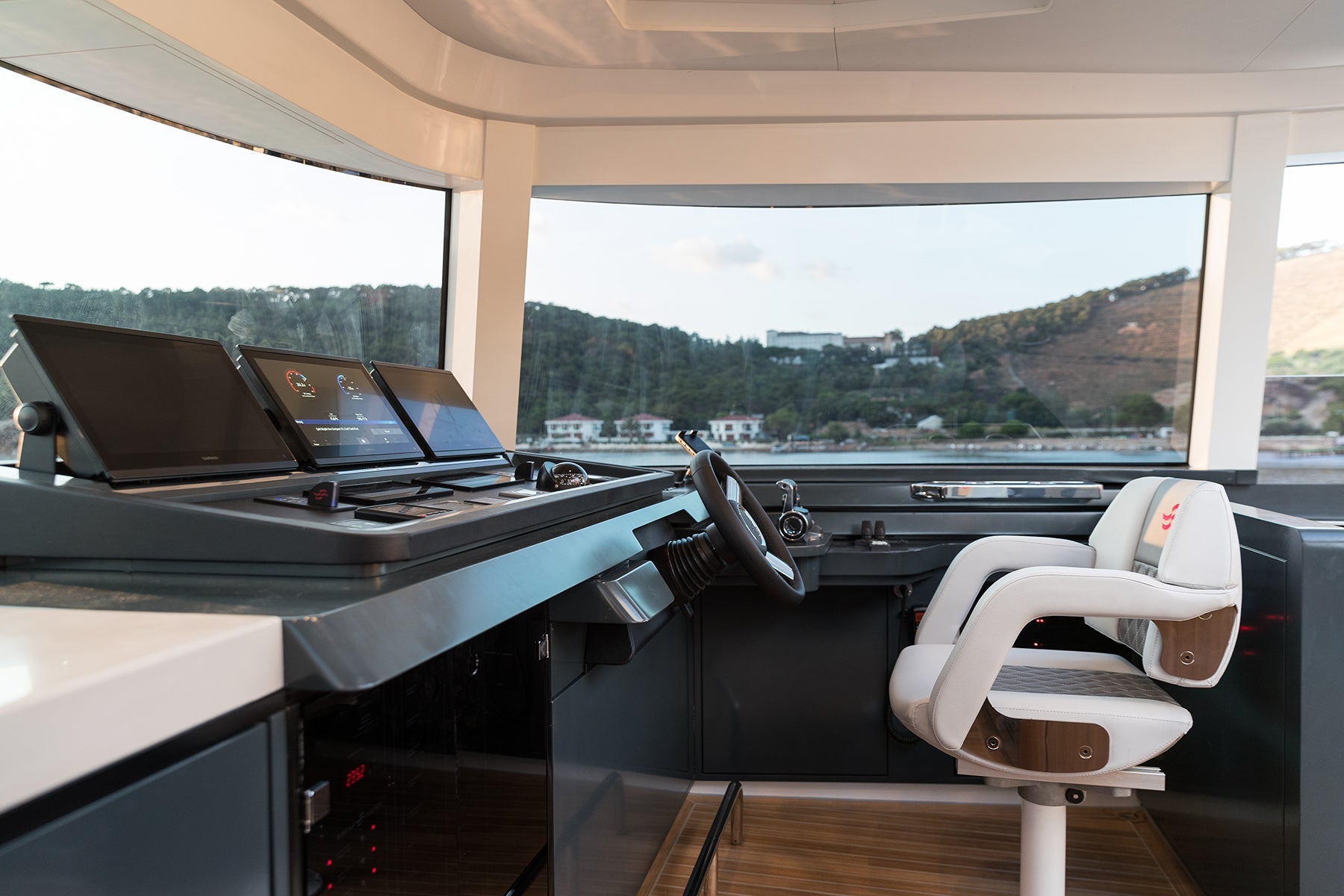 Yacht window tinting